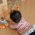 赤ちゃんのお座りとハイハイどっちが先なの？時期や順番を教えて！！